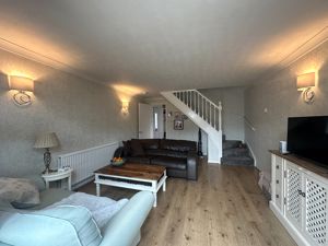 Lounge- click for photo gallery